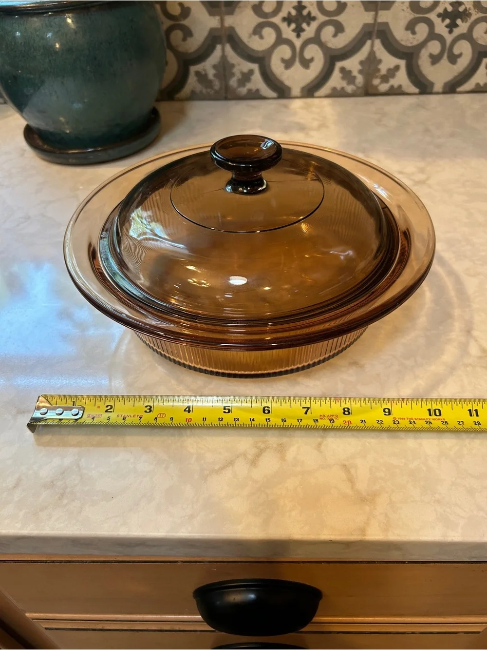 VINTAGE CORNING/PYREX VISIONS AMBER DISH WITH LID-EUC